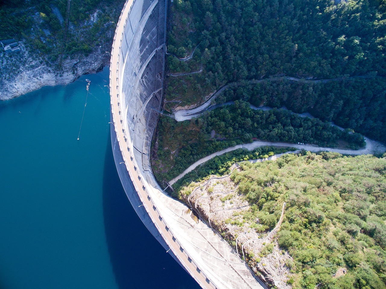 最新水利标语，塑造可持续水利未来，共建美好家园